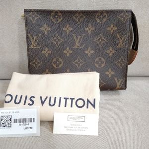 SOLD - New Louis Vuitton Monogram Toiletry 19 Pochette